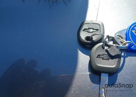 2018 Chevrolet Silverado 1500 2Lt from USA, damaged, VIN 1GCVKREC9JZ161869